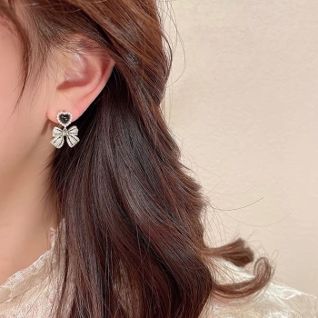 BÔNG TAI THỜI TRANG HÀN QUỐC